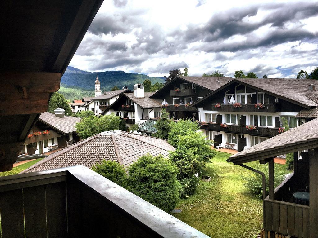 Gaestehaus Brigitte Garmisch-Partenkirchen Exterior photo
